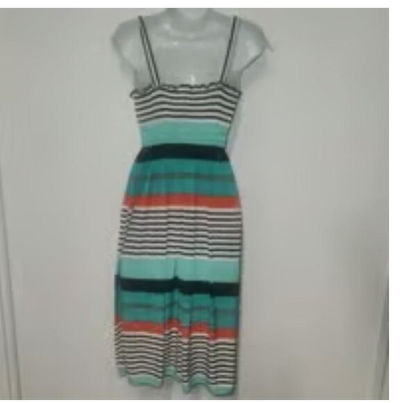 Romantic Sini ***stylish sleeveless dress in size XL - Picture 3 of 11